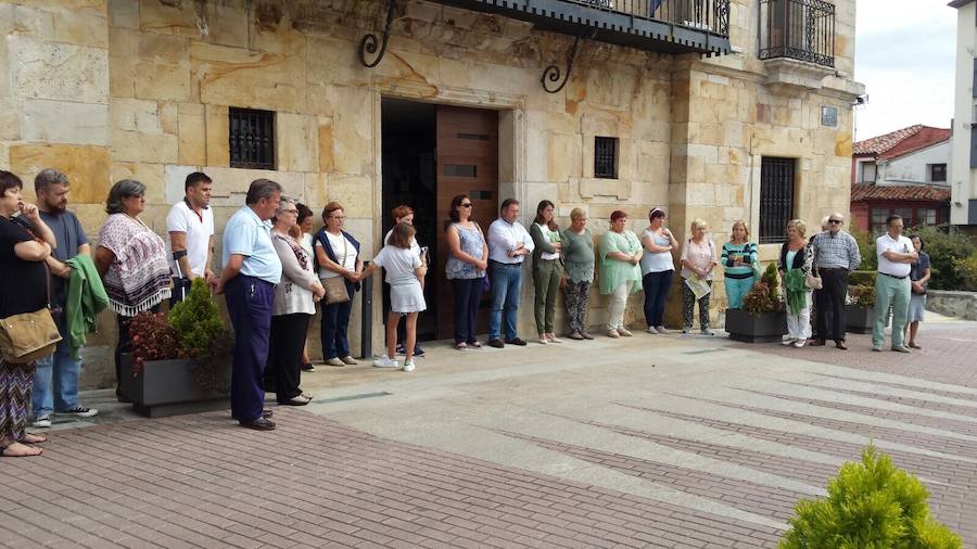 Minutos de silencio en Asturias por los atentados de Cataluña