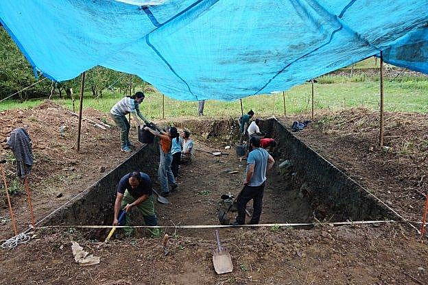 Los trabajos realizados este verano en Santo Adriano por el equipo de Margarita Fernández Mier son financiados por el Ministerio de Economía, Industria y Competitividad. 