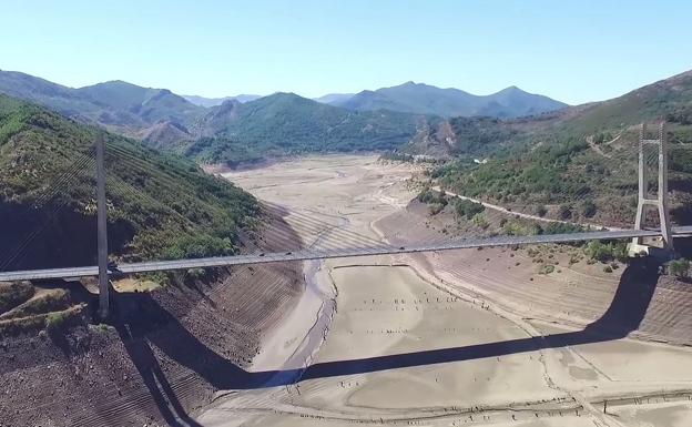 Estado del pantano de Barrios de Luna.