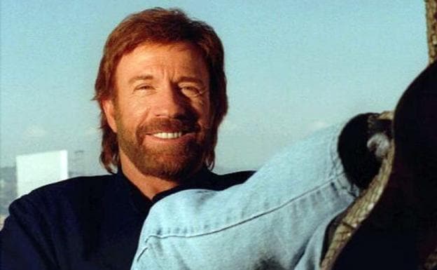 Chuck Norris sobrevive a dos infartos en una hora