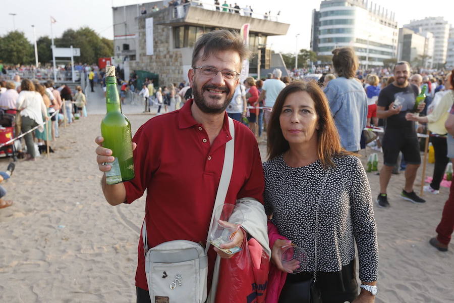 ¿Estuviste en el récord de escanciado simultáneo de 2017? ¡Búscate! (6)