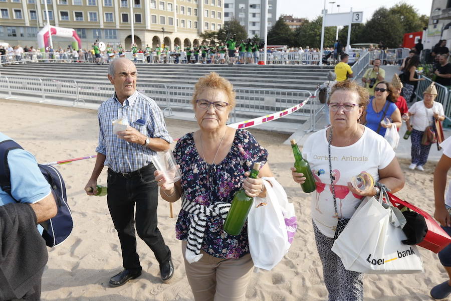 ¿Estuviste en el récord de escanciado simultáneo de 2017? ¡Búscate! (7)