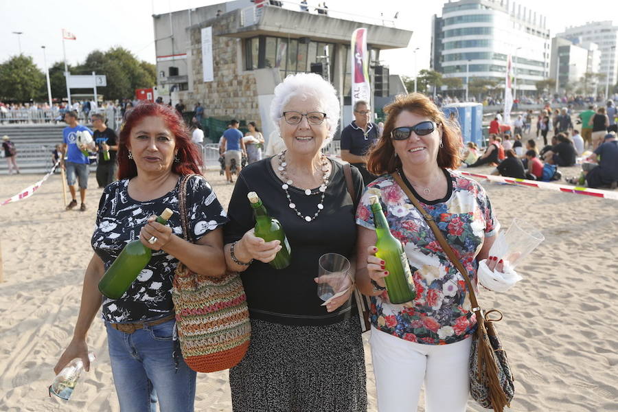 ¿Estuviste en el récord de escanciado simultáneo de 2017? ¡Búscate! (7)