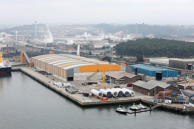 Nave de almacenamiento de blenda de AZSA en el Puerto. 