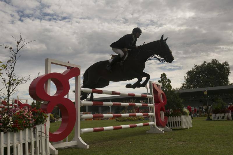 Triunfo del australiano Rowan Willis en la prueba grande del Concurso Hípico de Las Mestas