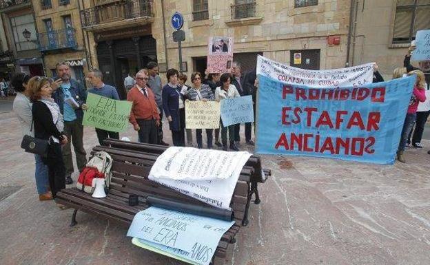 Una de las protestas celebradas por los afectados para reclamar soluciones 