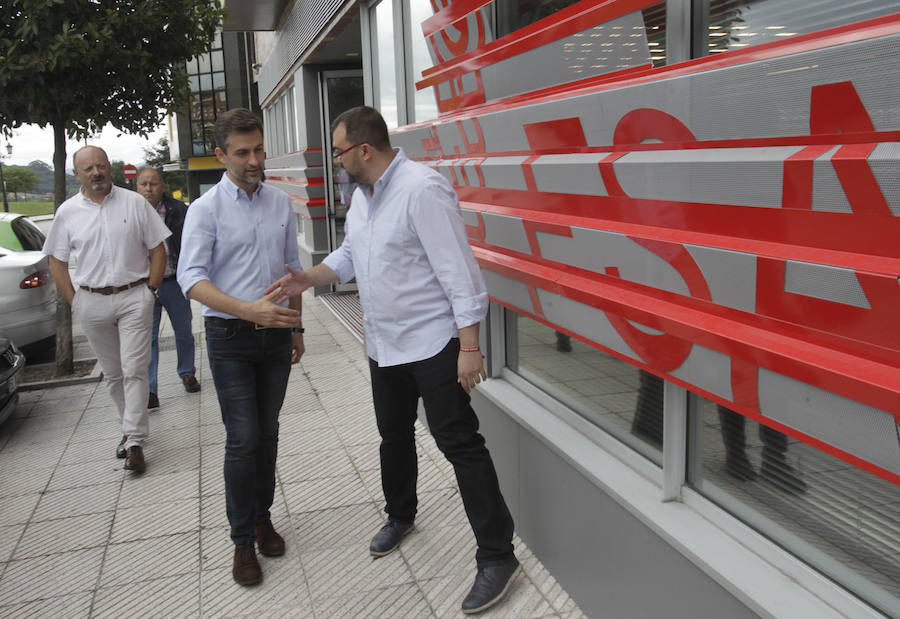 Adrián Barbón y José María Pérez contraponen sus programas para optar a la Secretaría General del PSOE asturiano