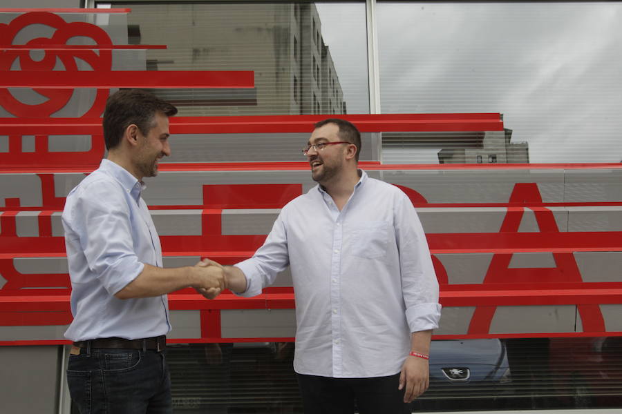 Adrián Barbón y José María Pérez contraponen sus programas para optar a la Secretaría General del PSOE asturiano