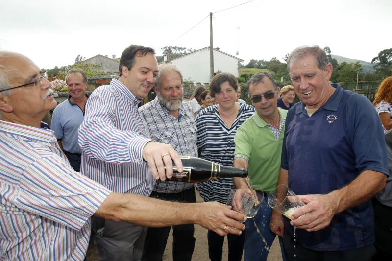 Fiesta en Poreñu, Pueblo Ejemplar de Asturias 2017