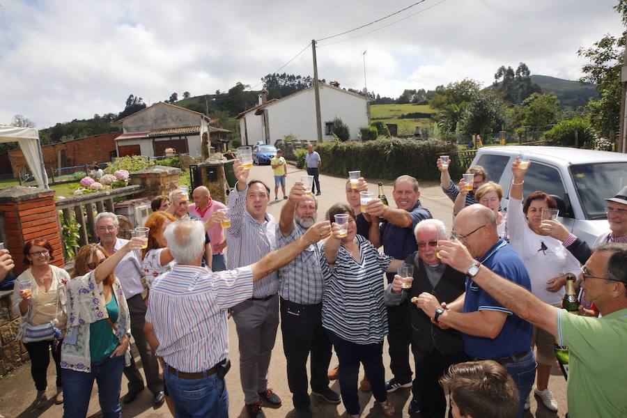 Fiesta en Poreñu, Pueblo Ejemplar de Asturias 2017