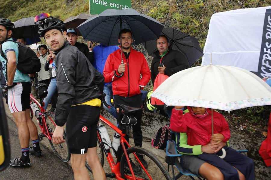 ¿Estuviste en la segunda etapa de la Vuelta en Asturias? ¡Búscate! (2)