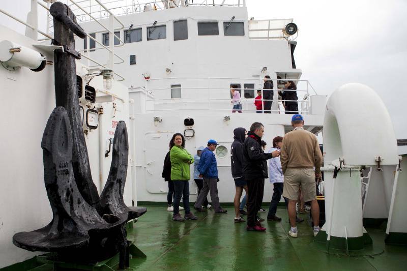 Greenpeace lleva a El Musel su barco &#039;Esperanza&#039;