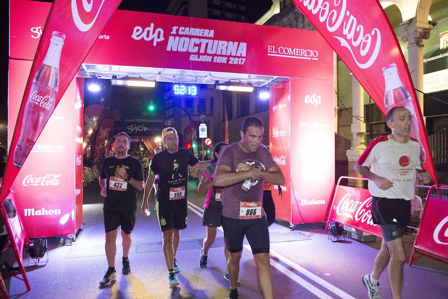¿Estuviste en la EdP Carrera Nocturna 10K de Gijón? ¡Búscate! (9)