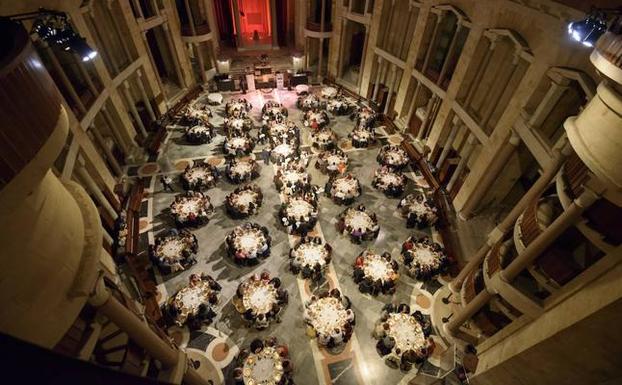 Cena de gala que sirvió para clausurar, en la capilla de Laboral, el congreso de la Sociedad Española de Calidad Asistencial. 