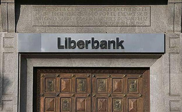 Liberbank «no necesita ni busca» una operación corporativa para fortalecerse
