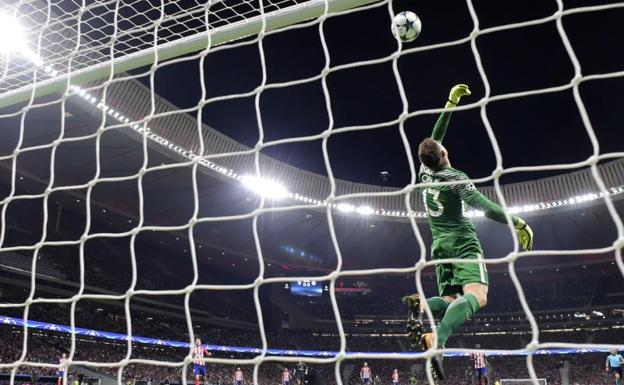 Oblak salva un gol del Leganés en Butarque.