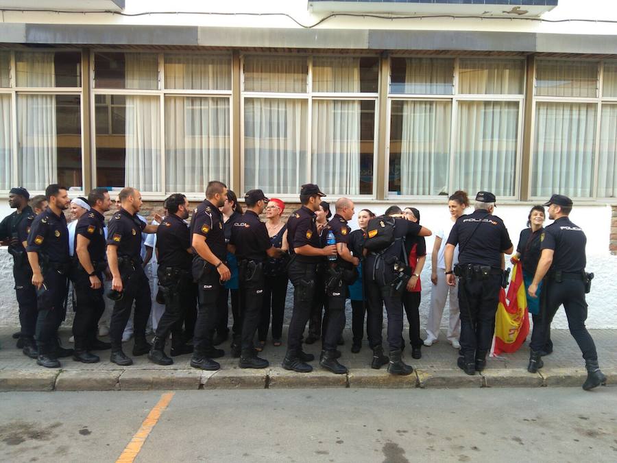 Salida de policías asturianos de Pineda de Mar