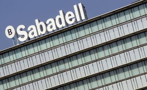 El Banco Sabadell acuerda trasladar su sede social de Cataluña a Alicante