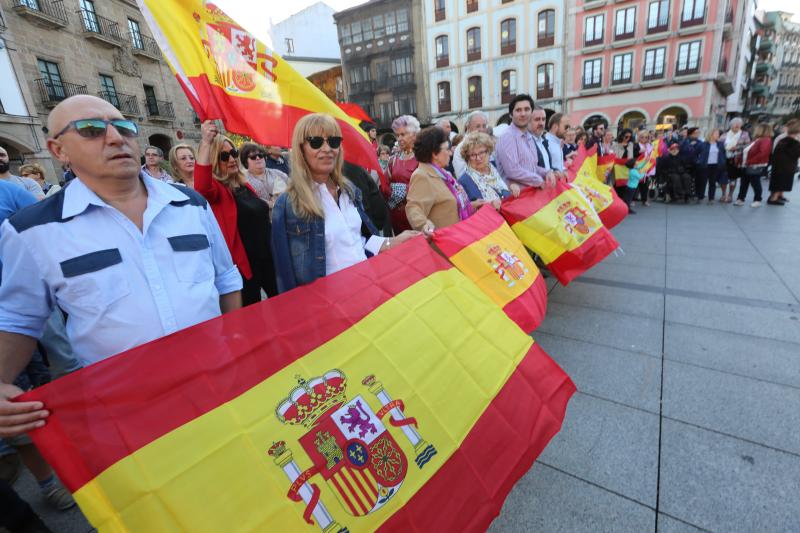 El desafío catalán llena Asturias de concentraciones