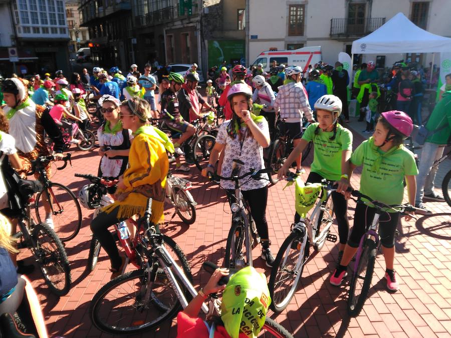 ¿Estuviste en el Día de la Bicicleta de Luarca? ¡Búscate!