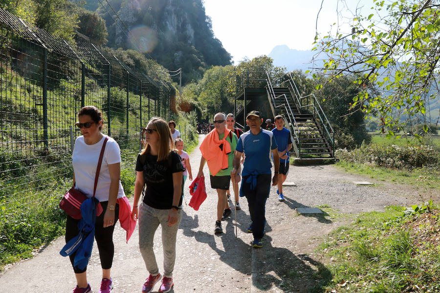 Sol y lleno total en Asturias en el puente del Pilar