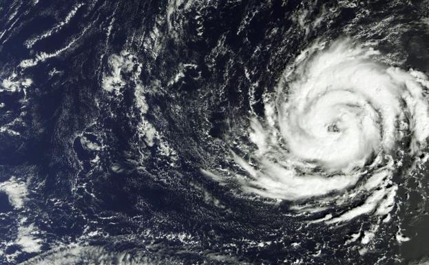 'Ophelia', la tormenta tropical que podría llegar el lunes a Asturias