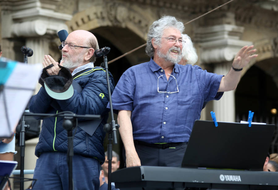 Divertida yincana sobre Les Luthiers en Gijón