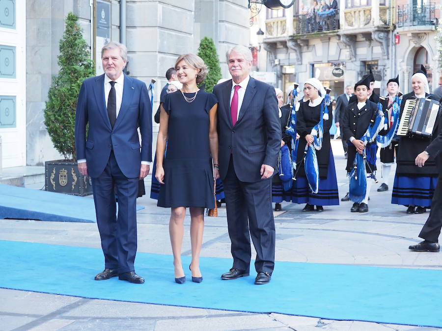 Alfombra azul de los Premios Princesa (2)