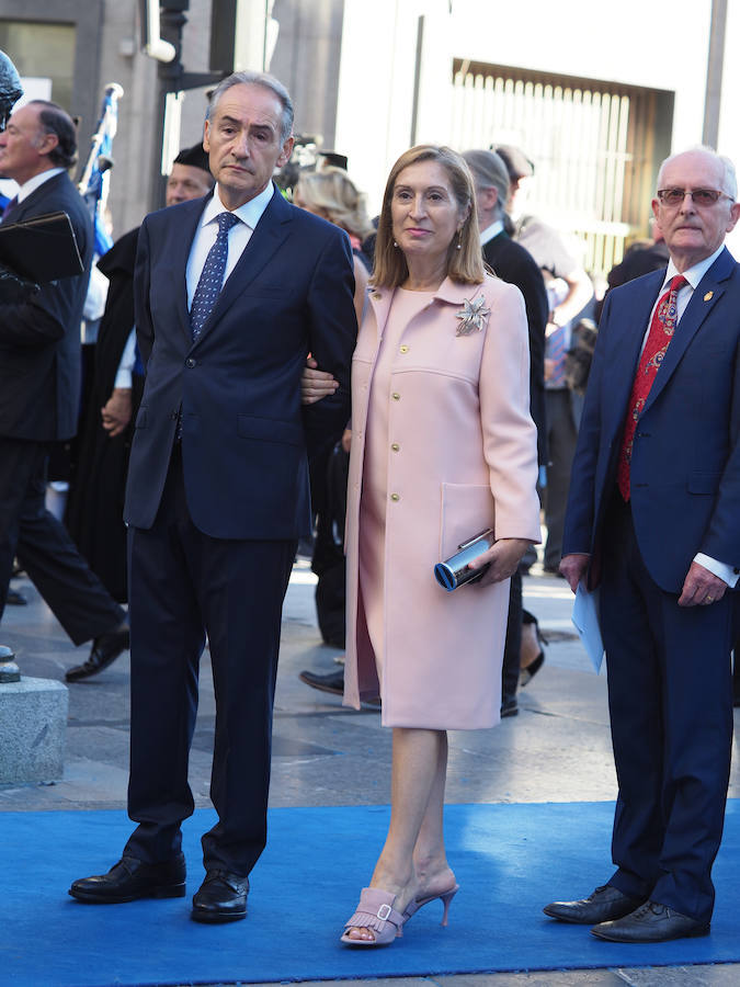 Alfombra azul de los Premios Princesa (1)