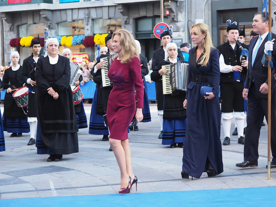 Alfombra azul de los Premios Princesa (1)