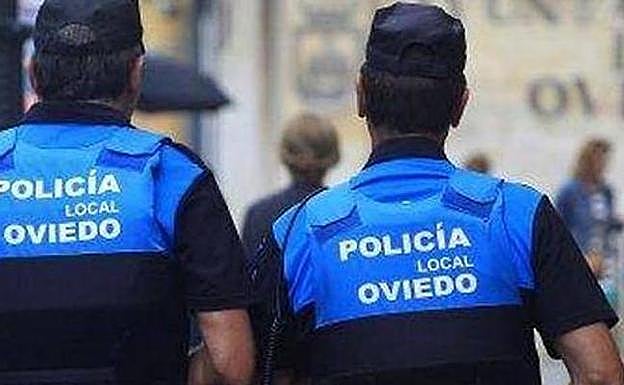 Detienen a una conductora por embestir a un policía que iba en moto cerca del Reconquista