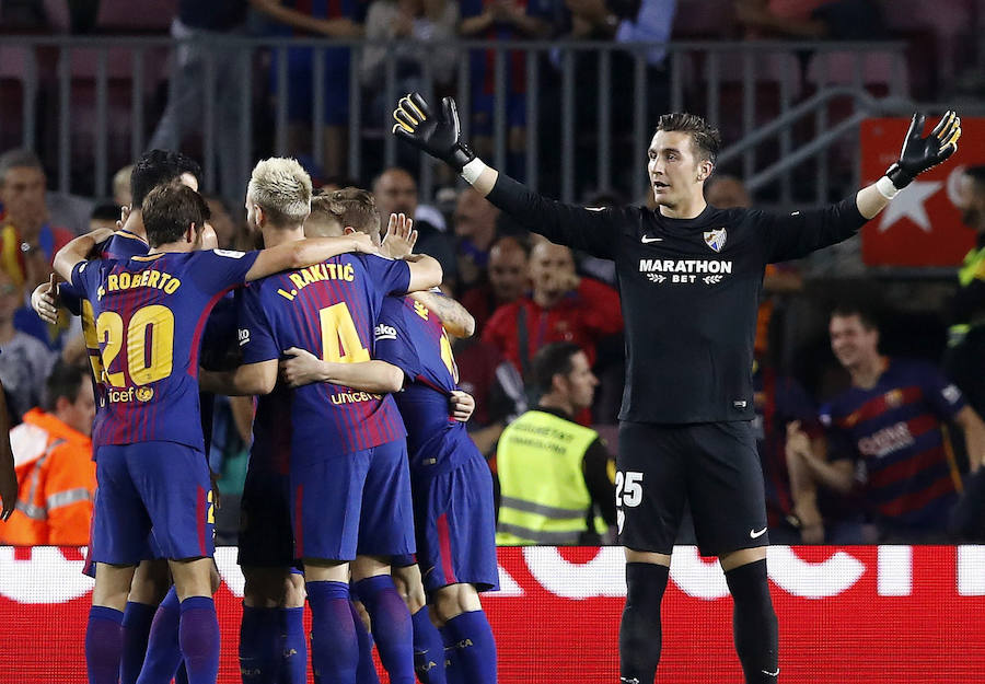 El FC Barcelona, líder de la clasificación, recibe a un Málaga, colista, que tratará de buscar la sorpresa como visitante. El cuadro culé, invicto esta temporada, busca despegarse del resto de perseguidores.