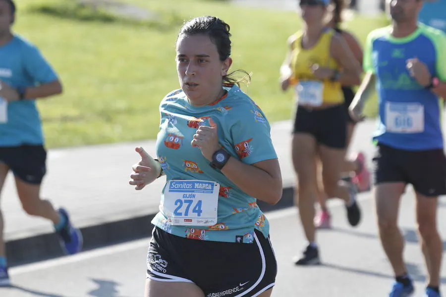 El luarqués estableció un nuevo récord de la prueba, en la que Verónica Pérez logró el triunfo en categoría femenina en su vuelta a la competición