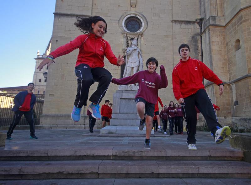 La iniciativa promueve sumergirse a través de visitas guiadas en las anécdotas históricas de Oviedo para descubrir el origen de sus episodios más emblemáticos 