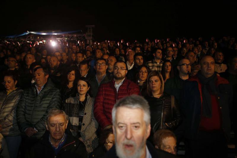 Multitudinario homenaje en el pozo Sotón a los mineros fallecidos