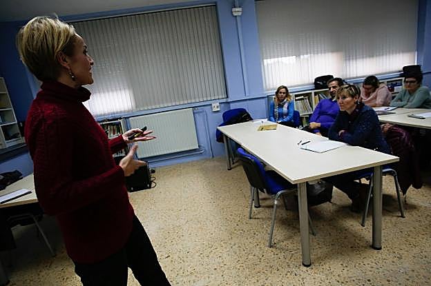 La formación del profesorado se inició ayer.