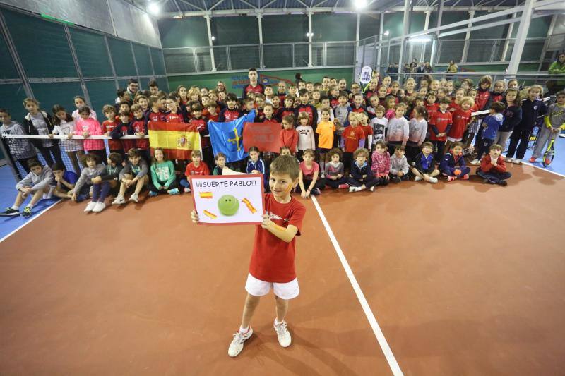Las jóvenes promesas grupistas del tenis animan a Carreño
