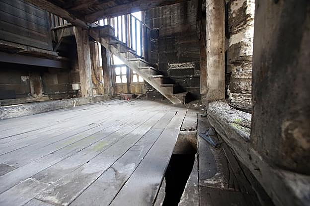 Estado actual del piso inferior del campanario de la Catedral. 