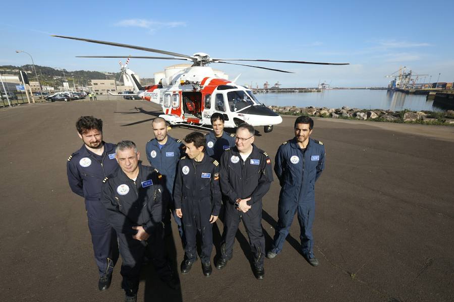 Homenaje a las tripulaciones del Helimer y Pesca II