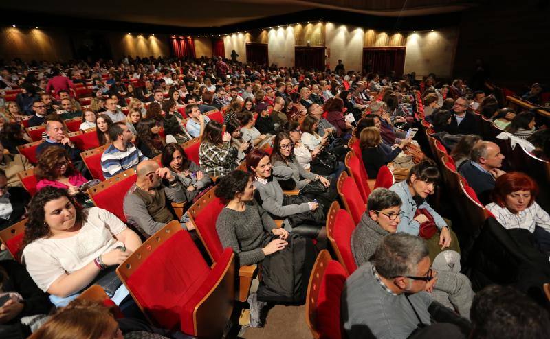 Gijón abarrota La Laboral en el estreno de &#039;Bajo la piel de lobo&#039;