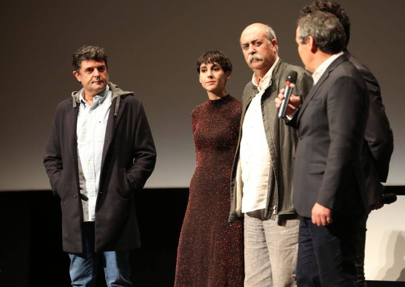 Gijón abarrota La Laboral en el estreno de &#039;Bajo la piel de lobo&#039;