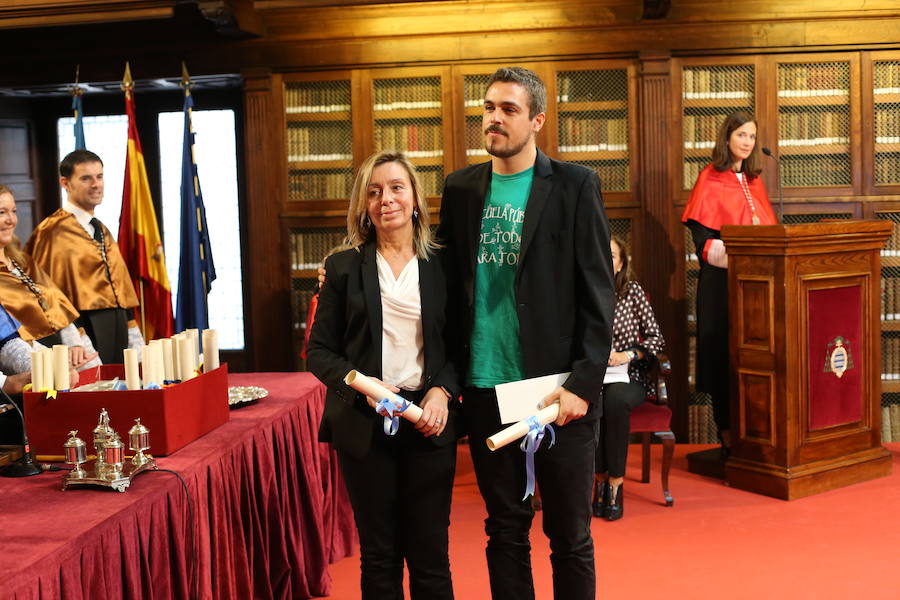 El acto, presidido por el rector, ha contado con la participación de la secretaria de Estado de Investigación, Desarrollo e Innovación, Carmen Vela