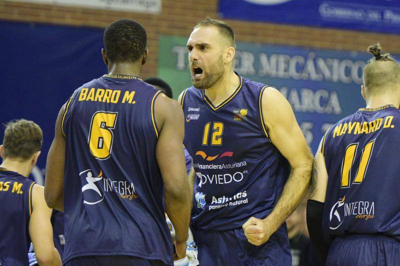 Unión Financiera Oviedo 79 - 69 Melilla Baloncesto