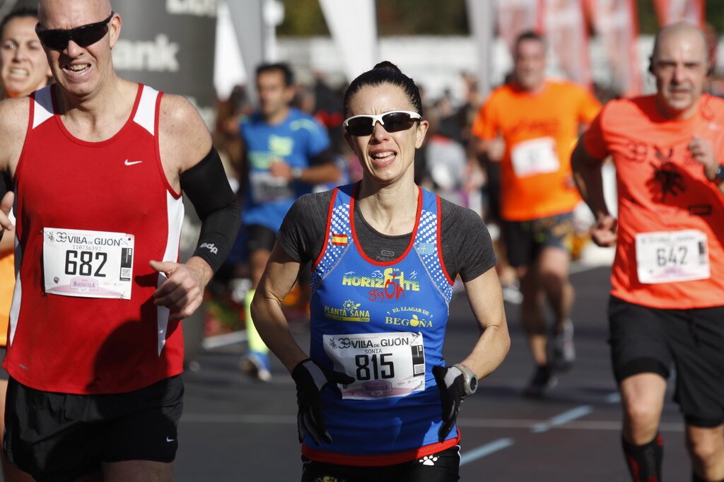 Raúl Bengoa y Adela Villa subieron un peldaño en el podio tras dominar la prueba desde los primeros metros