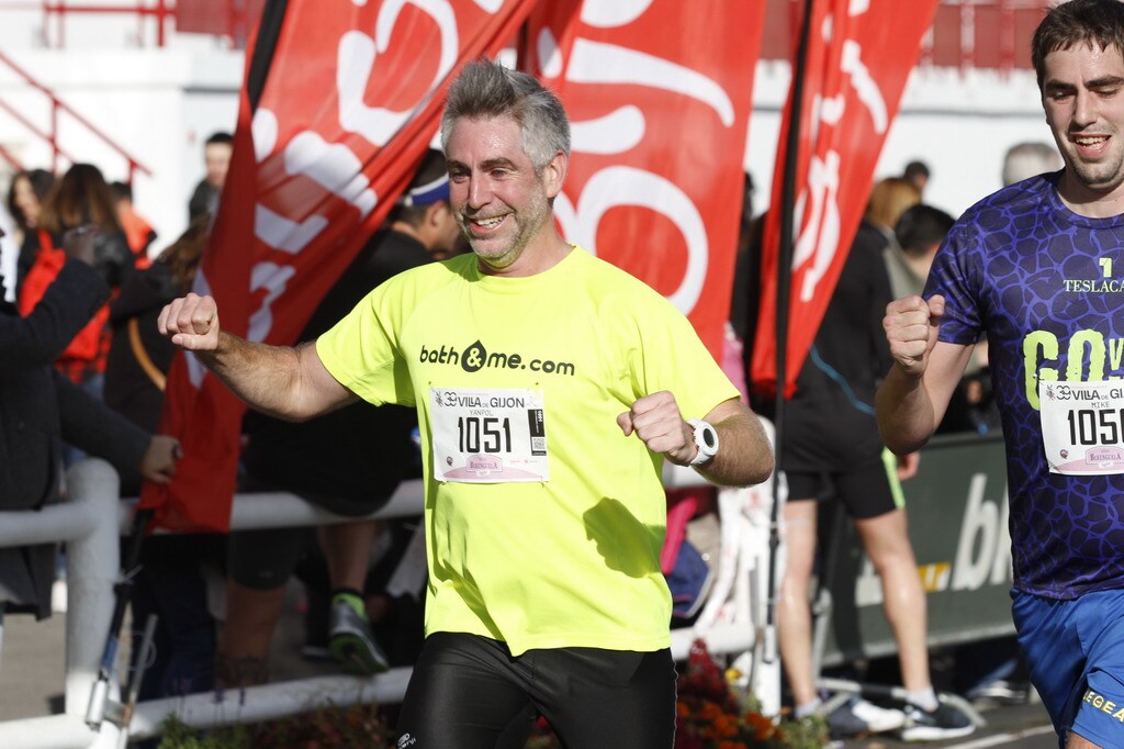 Raúl Bengoa y Adela Villa subieron un peldaño en el podio tras dominar la prueba desde los primeros metros