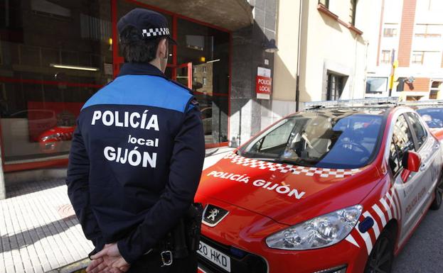 Detenido un joven de 28 años por agredir a su pareja en Gijón