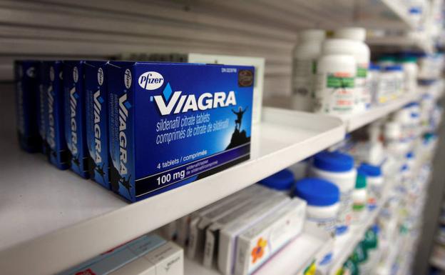 Venta de Viagra en una farmacia. 