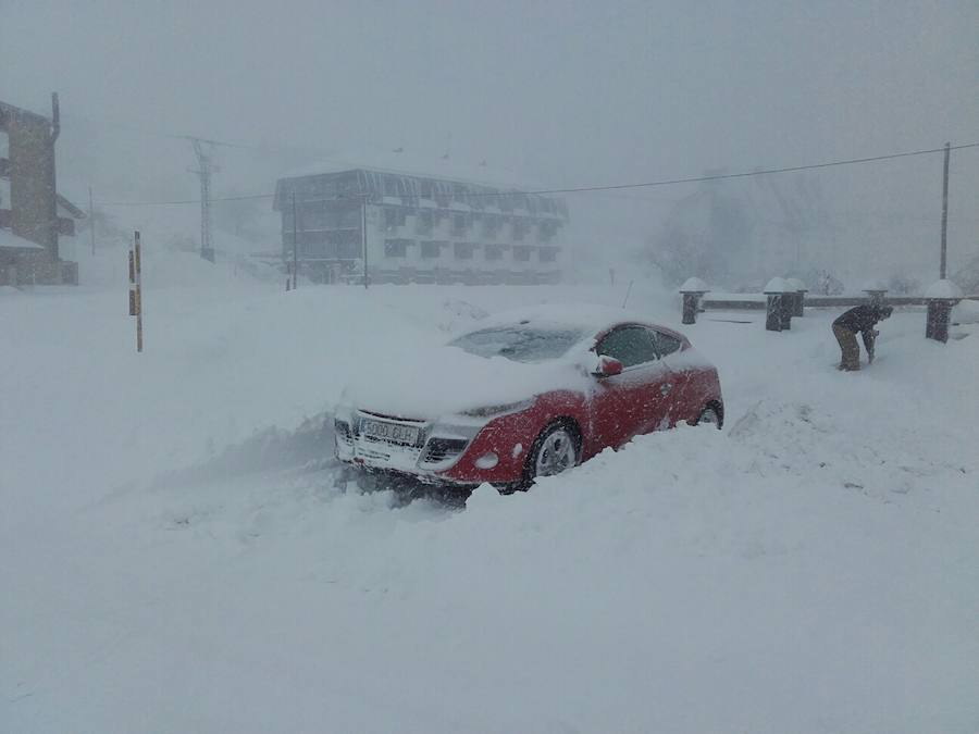 La nieve cubre de blanco Asturias