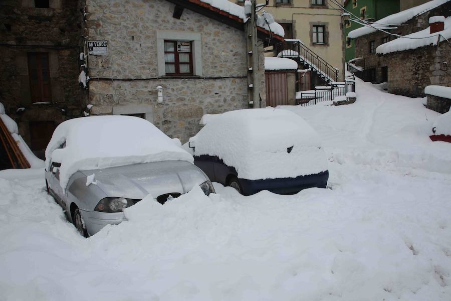 El Principado, cubierto por la nieve