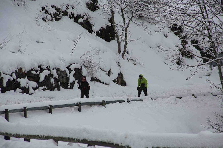 El Principado, cubierto por la nieve